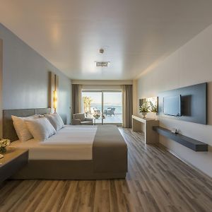 Ocean Suite Direct Sea View